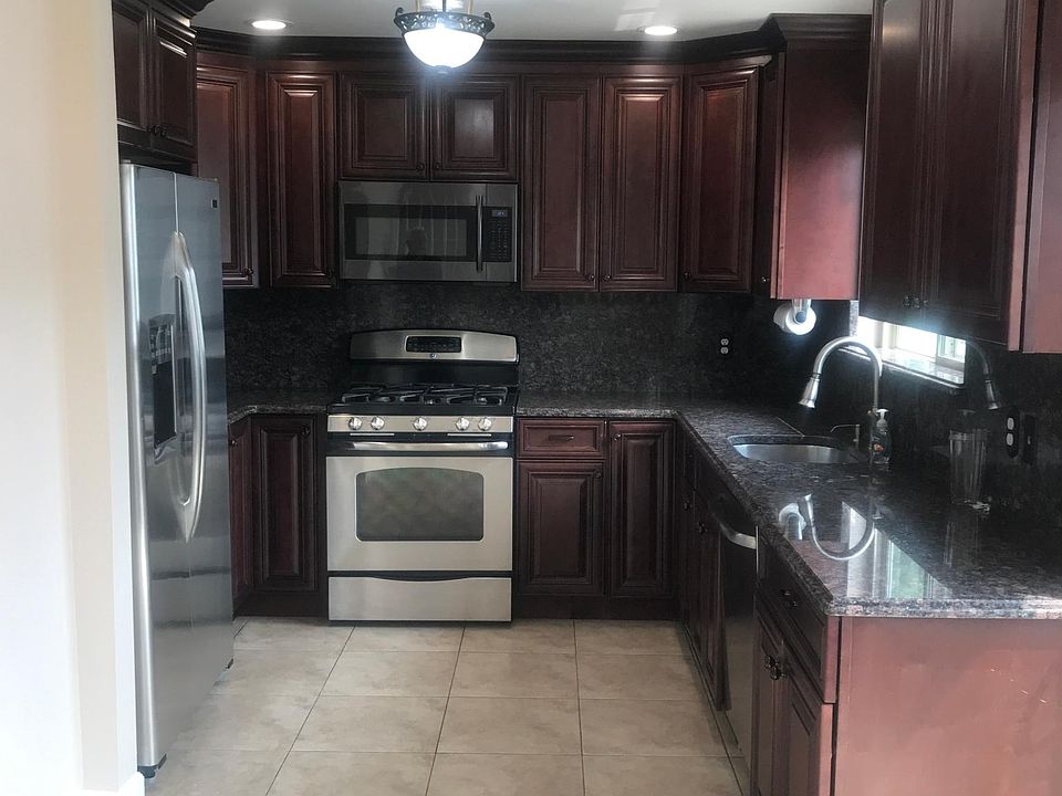 1st image of 80 Crabtree Ave #A