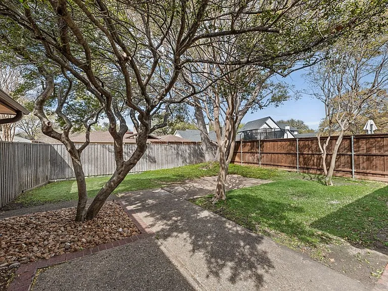 6943 Mill Falls Dr — Photo 19