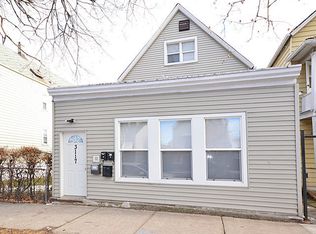 3117 N Lawndale Ave APT 3, Chicago, IL 60618