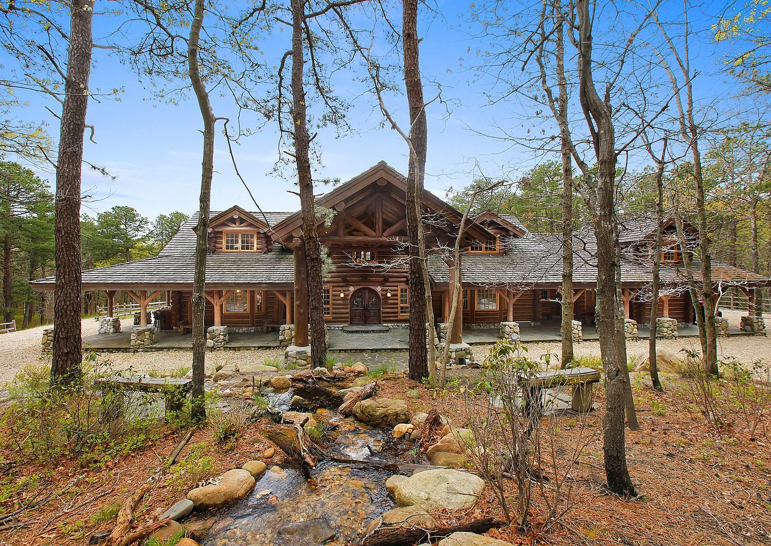 Outstanding design gracing the front page of Architectural Digest — Photo 3