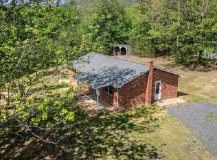 128 Walter Ln, Fort Valley, VA 22652