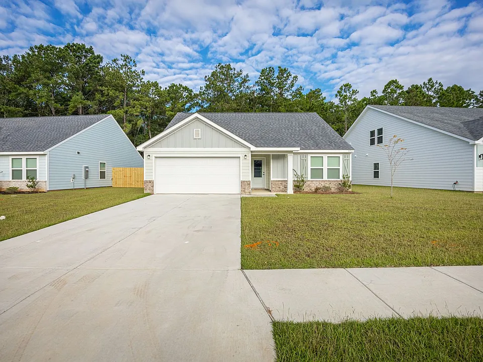 3711 Olivia Dr