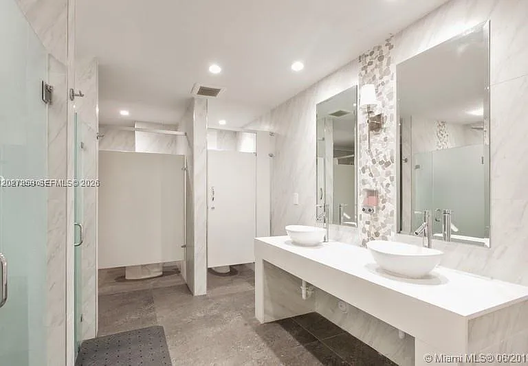 3180 S Ocean Dr #605 — Photo 16