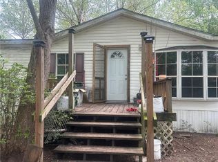 114 Jones Rd, Hortense, GA 31543