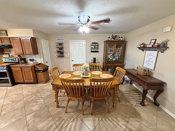 5th image of 5403 3rd St