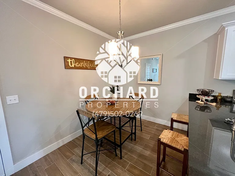 3001 N Conway Dr — Photo 4