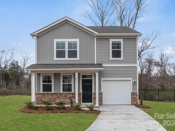 2100 Strawberry Patch St, Charlotte, NC 28208