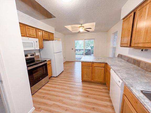 2nd image of 3372 S Western Avenue