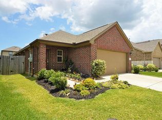 6871 Dogwood Cliff Ln, Dickinson, TX 77539