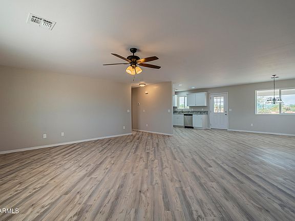 3rd image of 8692 N CARTUBA Place