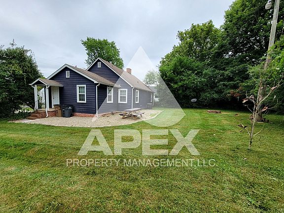 2nd image of 3620 Alpine Dr