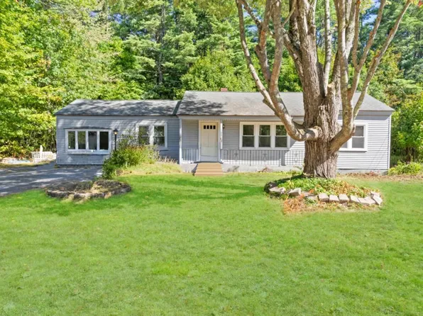 22 Gray Park, Gray, ME 04039