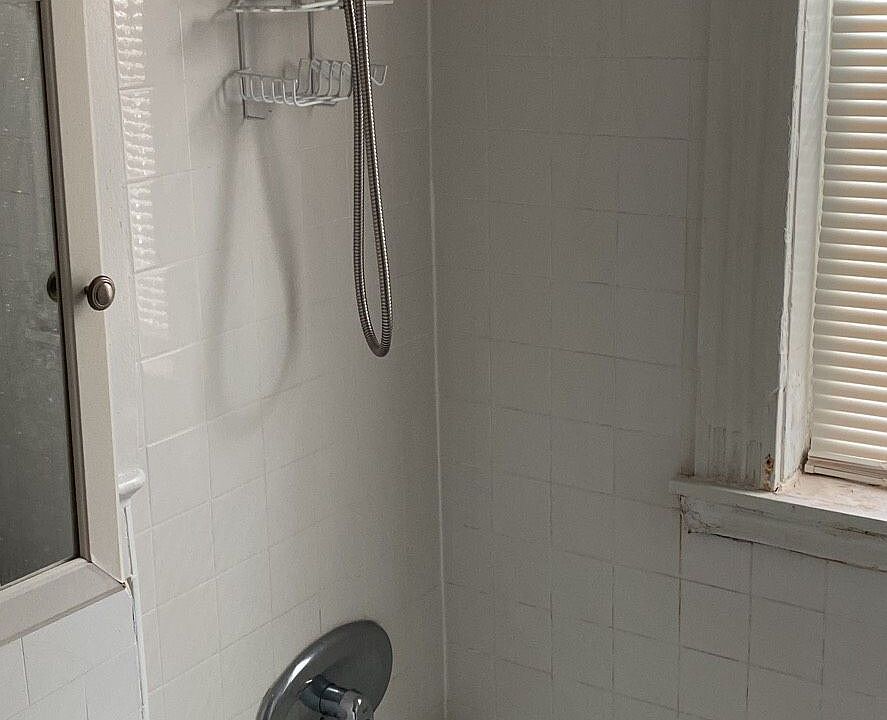 2nd image of 1113 Boylston St #39