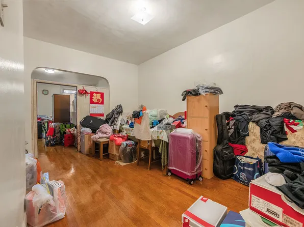 5209 Ft Hamilton Parkway image 21 of 31