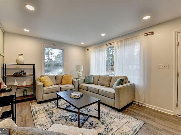 4th image of 1917 Don Juan Ln