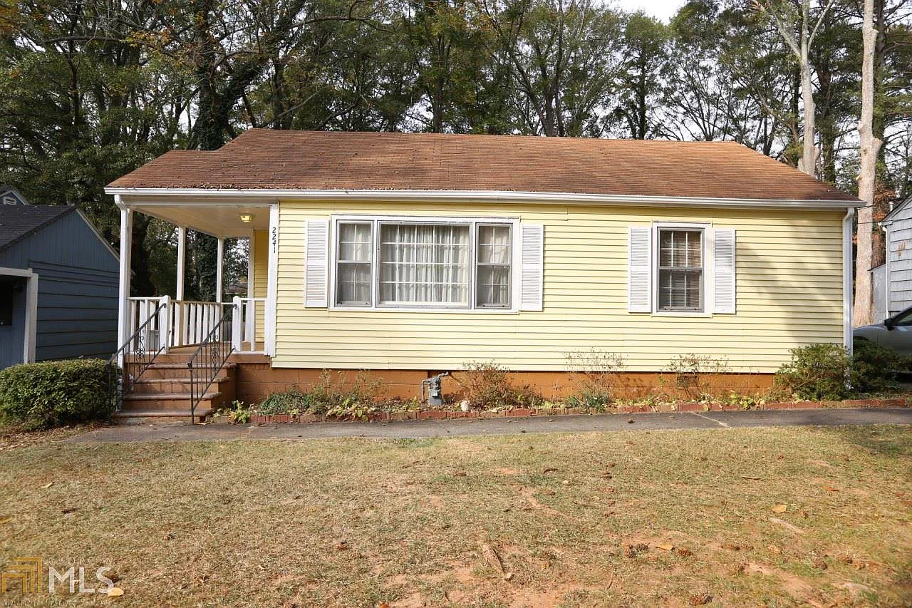 2241 Jernigan Dr SE photo 1