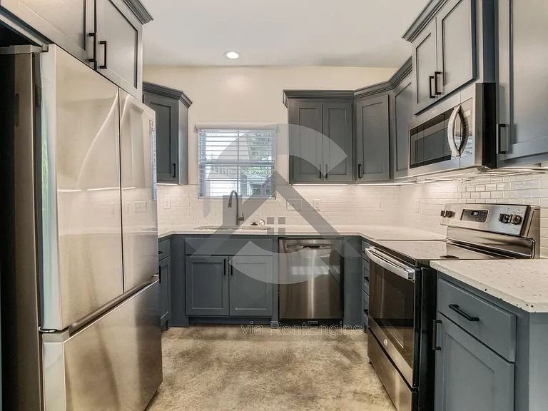 516 Ash St — Photo 6