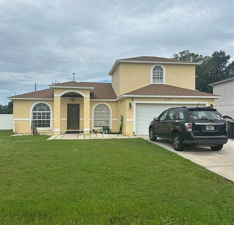 627 Camel Ln