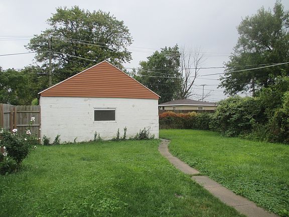 5th image of 87 W 153rd Pl