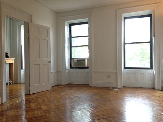 Rented by Rolling Stone Realty LLC | media 14