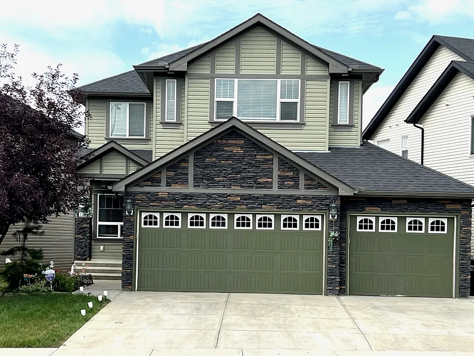 1540 Panatella Blvd NW