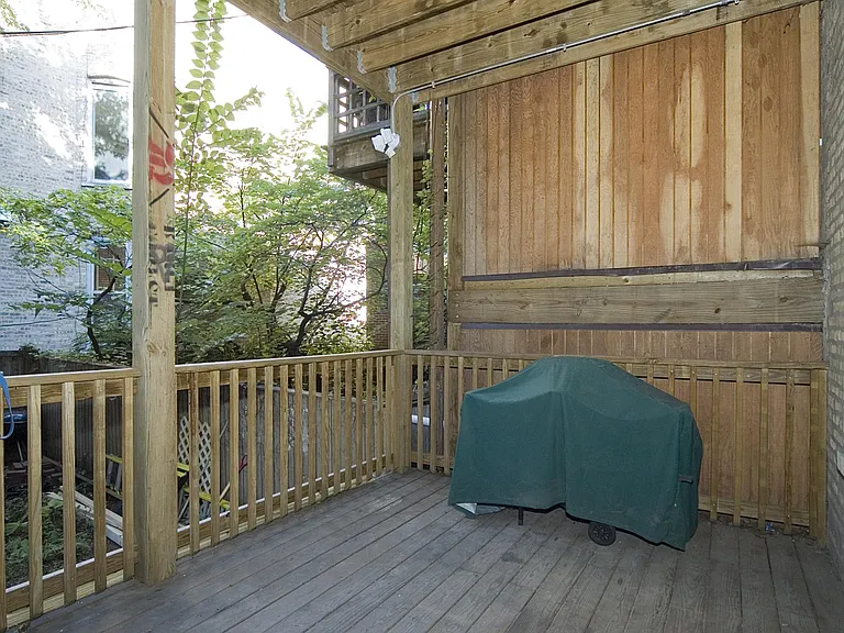 2252 N Fremont St #2 — Photo 10