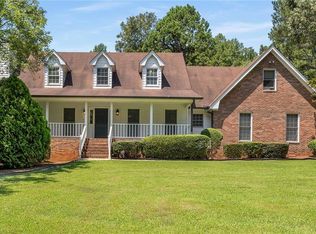 1195 Vineyard Dr SE, Conyers, GA