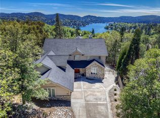 1184 Acadia Dr, Lake Arrowhead, CA 92352