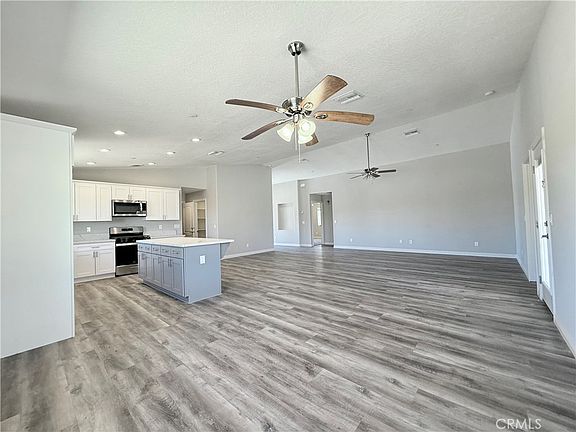 4th image of 1140 Monterey Ave
