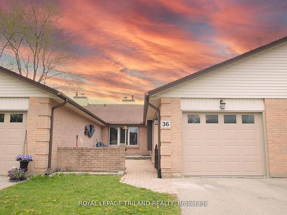 60 Fiddlers Green Rd #36