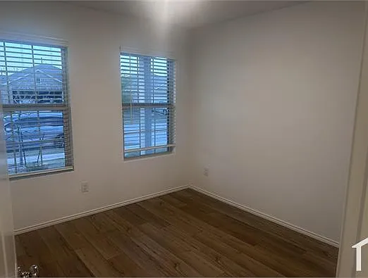 1701 River Crossing Dr — Photo 11