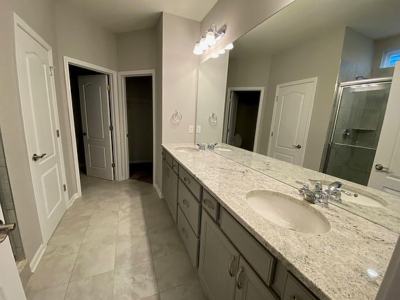 5th image of 2755 Polson St