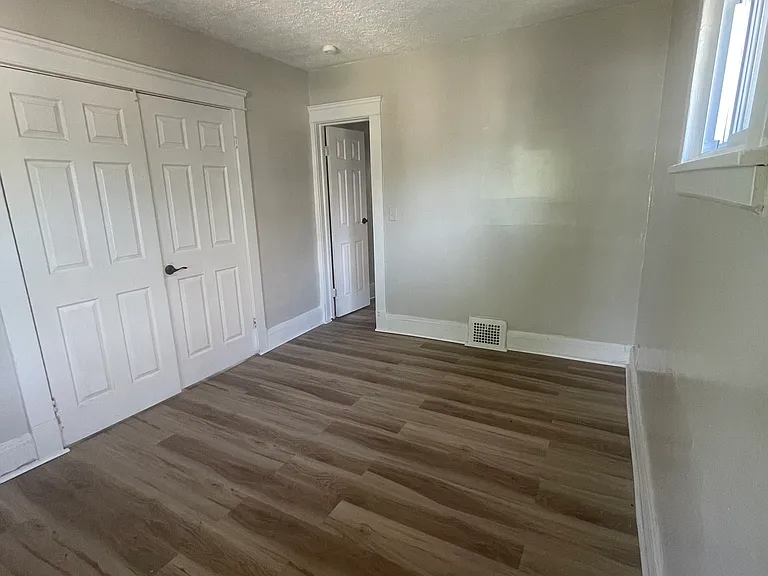 12516 Griffing Ave #2 — Photo 8