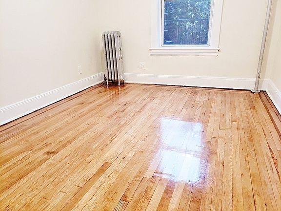 3rd image of 28-26 44th St #C4