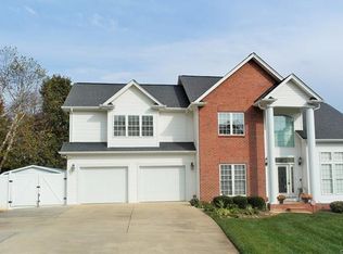 4904 Rio De Luna, Hickory, NC 28601