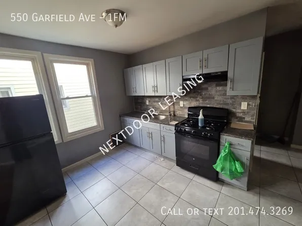 550 Garfield Ave, Jersey City, NJ