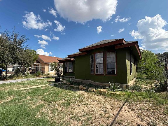 4th image of 339 Soria Dr