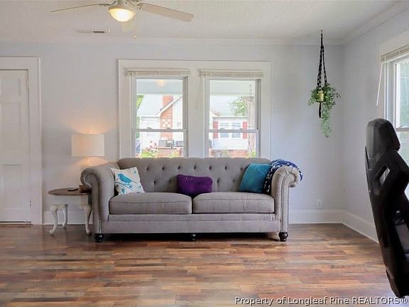 5th image of 606 Laundry St