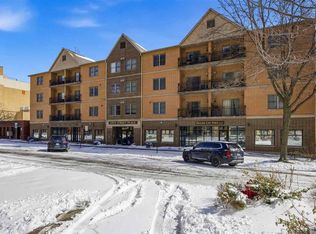 332 S Linn St APT 414, Iowa City, IA