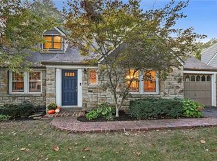 5546 Aberdeen Rd, Fairway, KS 66205