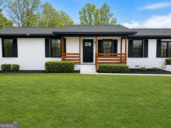 3103 Stratford Dr, Macon, GA 31211