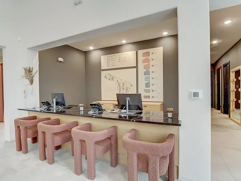 Leasing Office