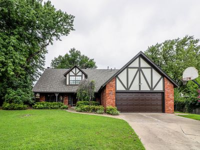 9202 E 68th St S, Tulsa, OK, 74133