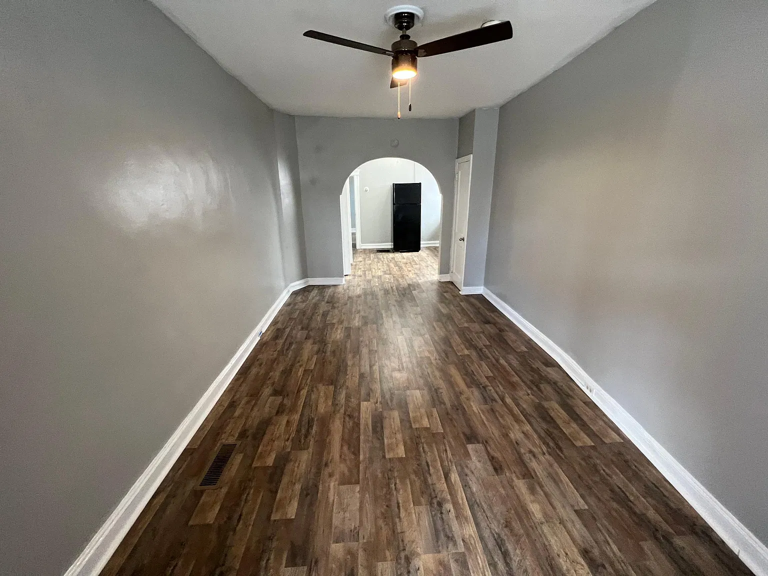 1 bed, 800 sqft, $975 — Photo 3