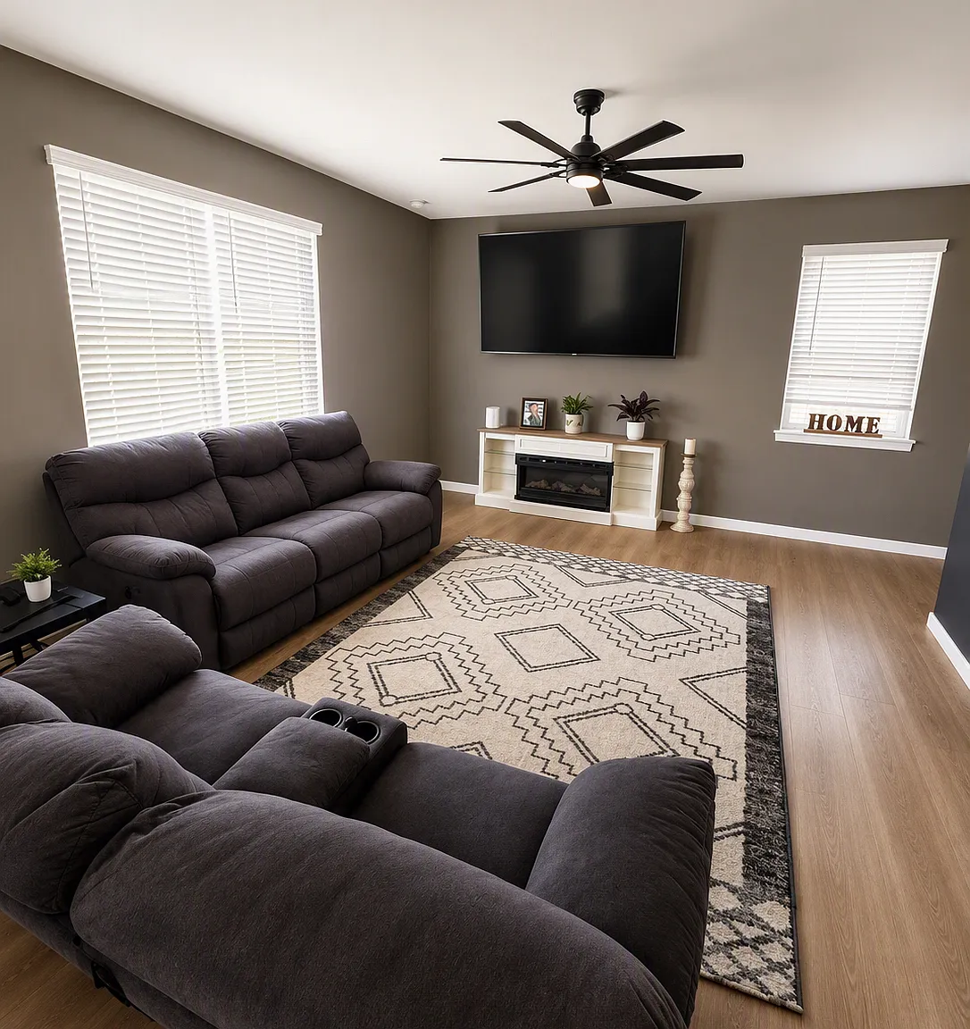 4 bed, 2.5 bath, 2481 sqft, $3,000 — Photo 3