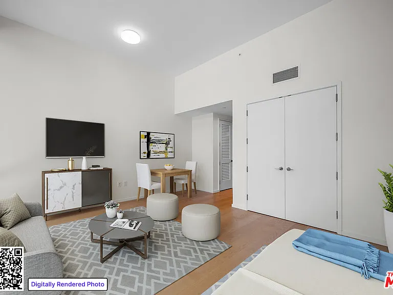 877 Francisco St #925 — Photo 9