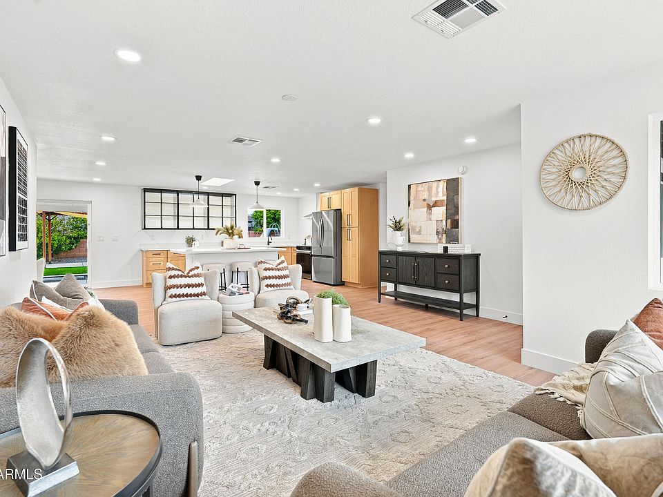 8829 N 17TH Avenue, Phoenix, AZ 85021 | MLS #6946686 | Zillow