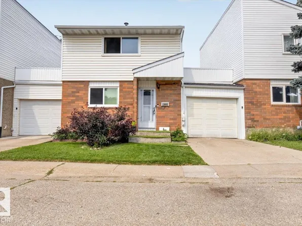 1096 Millbourne Rd E, Edmonton, AB T6K 1V1