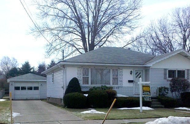 1st image of 1443 W 37th St #P42