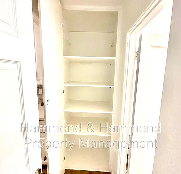 5854 Tujunga Ave #2 — Photo 20